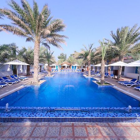 Fujairah Hotel & Resort Exterior foto